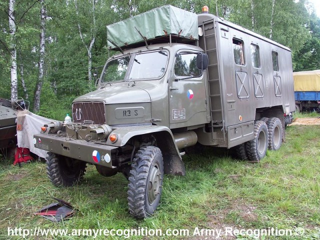 Praga_V3S_6x6_Bahna_2005_ArmyRecognition_01